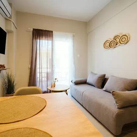 Styliani's Cozy Nea Iraklitsa